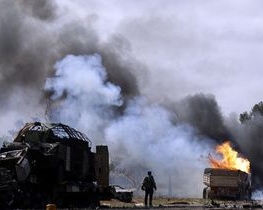 Біля резиденції Каддафі в центрі Тріполі йдуть запеклі бої