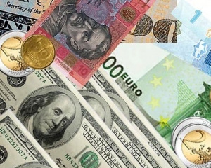 В Україні євро виріс на 6 копійок, курс долара залишився стабільним