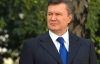 Под аплодисменты Янукович возложил цветы у памятника Шевченко