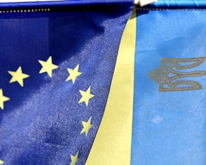 ЕС пока не собирается делать невъездным судью Тимошенко