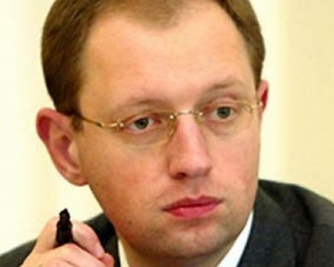 США та Європа можуть вжити санкції проти деяких українських діячів - Яценюк