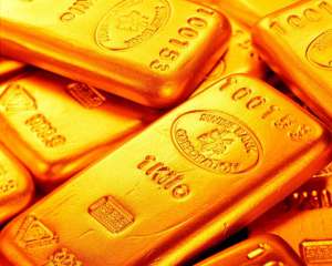 Стоимость золота рекордно упала с кризисного 2008 года