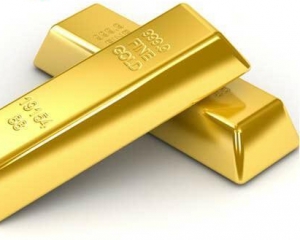 Золото потеряло в цене уже более $ 130