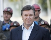 Янукович пообіцяв забезпечити світові стандарти на шахтах