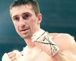 Сенченко защитил звание чемпиона мира по версии WBA