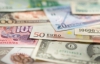 Евро подорожал на 6 копеек, за доллар дают чуть меньше 8 гривен - межбанк