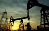 Нафта дорожчає четвертий день поспіль на тлі поліпшення економіки США