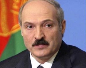 Лукашенко дозволив відпустити курс білоруського рубля