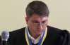 Киреев начал шепотом зачитывать дополнительные материалы по делу Тимошенко