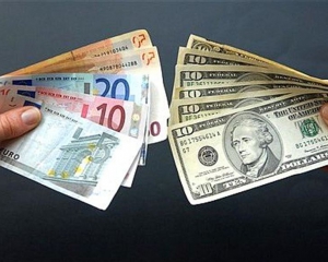 Долар та євро трохи подорожчали - міжбанк