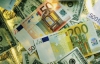 Евро подешевел на 14 копеек, курс доллара почти не изменился - межбанк