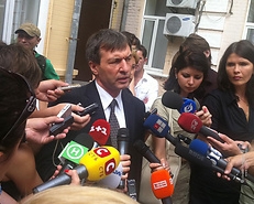 Допит експерта з &quot;газових&quot; контрактів довів замовний характер справи проти Тимошенко