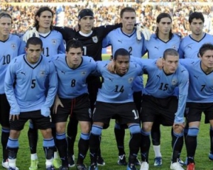 Наставник сборной Уругвая определился с составом на матч против Украины