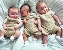 Впервые в мире британка родила троих детей из разных яйцеклеток