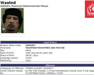 Інтерпол видав ордер на арешт Каддафі та його сина