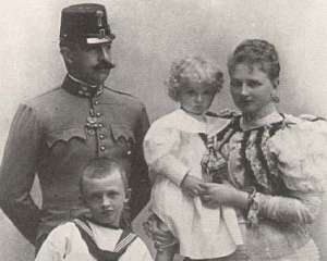 Помер останній син останнього імператора Австро-Угорщини