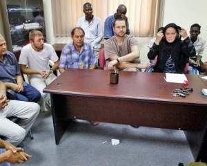 Задержанные в Ливии украинцы стойко переносят тяготы