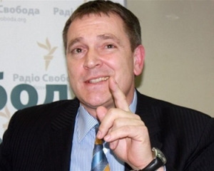 У Партії регіонів посміялись над амністією ще не засуджених Тимошенко та Луценка