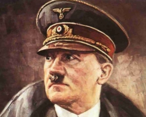 В Германии вышла книга с фотографиями Гитлера в 3D формате