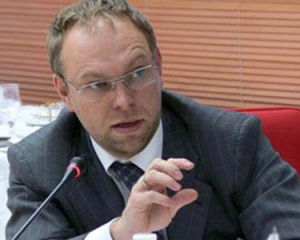 У Тимошенко ангіна, але вона все одно готується до дебатів - Власенко