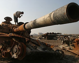 В Ливии задержали еще двух украинцев, которые якобы чинили танки Каддафи