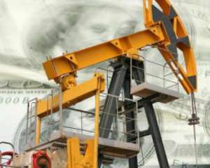 Нефть подешевела на опасениях снижения спроса