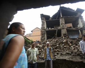 В Индии стремительно растет число жертв землетрясения