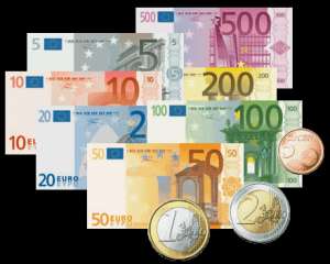 Євро невпинно дешевшає відносно долара, сьогодні - через Італію