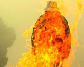 Під Львівською облрадою підпалив себе колишній прапорщик