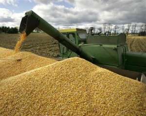 Украина уже продала за границу 2,7 миллиона тонн зерна