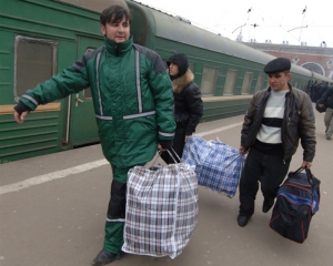 Заробитчане перевели в Украину уже почти $ 3 миллиарда
