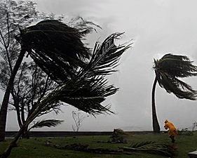 В Атлантике набирает силу тропический шторм &quot;Офелия&quot;