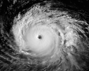 Вблизи Мексики зародился новый мощный ураган &quot;Хилари&quot;