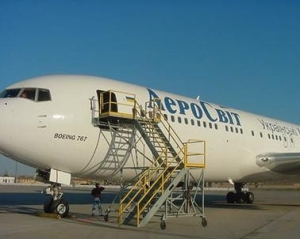 От украинского авиаперевозчика требуют снизить цены на полеты