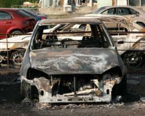 У Москві поліцейський випадково спалив три службові машини