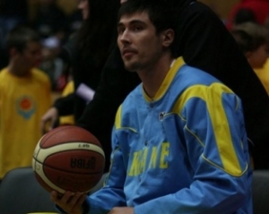 Четырех баскетболистов наказали за неявку в сборную Украины