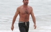 Г'ю Джекман порадував відпочиваючих пляжу своїм оголеним тілом