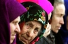 Янукович пожелал пенсионерам и ветеранам "долгих и счастливых лет" жизни