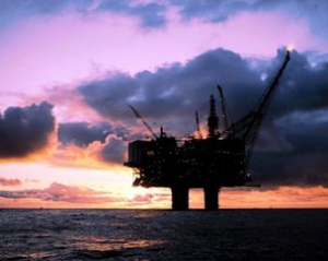 Нафта дешевшає третій день поспіль під тиском європейської &quot;кризи&quot;