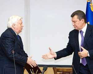 Янукович приказал Пшонке лично разобраться со смертью Индыло