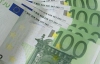 Курс євро знову опустився відносно долара
