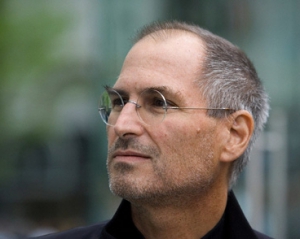 Від раку підшлункової залози помер засновник Apple Стів Джобс  