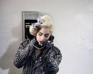 Леди Гага чуть на стала самой богатой женщиной шоу-бизнеса