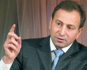Янукович и Пшонка принимают решение по Тимошенко на Афоне - "бютовец"