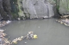 Вода в черкасской реке побелела из-за выбросов с сахарного завода