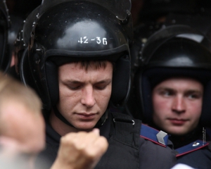 &quot;Беркутівці&quot; заблокували прихильників Тимошенко та відтіснили їх з Хрещатика