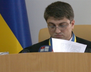 Кірєєв уже три години зачитує вирок Тимошенко