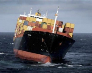 Корабельна аварія біля берегів Нової Зеландії призвела до екологічної катастрофи