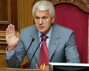 У кортежі, який атакував журналіста, їхав не Азаров, а Литвин