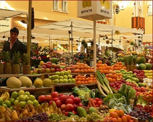 Самые популярные продукты среди украинцев: картофель, мясо и фрукты